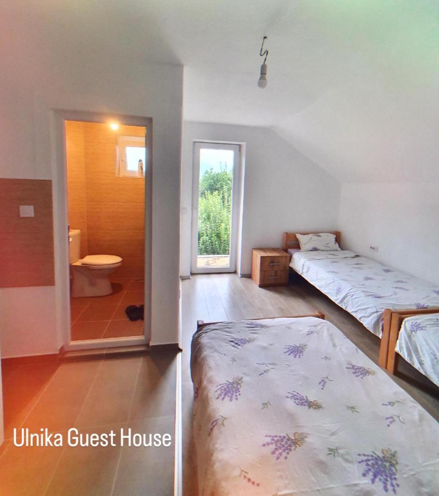 Guest House Ulnika Vuthaj Exterior foto